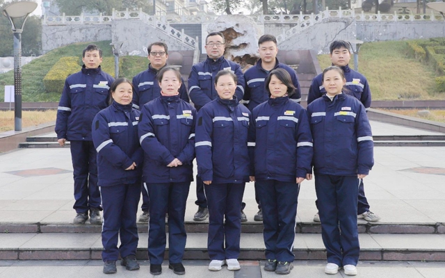 喜報(bào)！全國表彰，股份公司猇亭片區(qū)電解四班榜上有名！